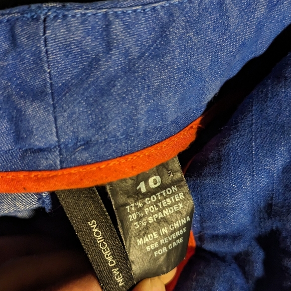 Blue Cropped Pants - Picture 3 of 4